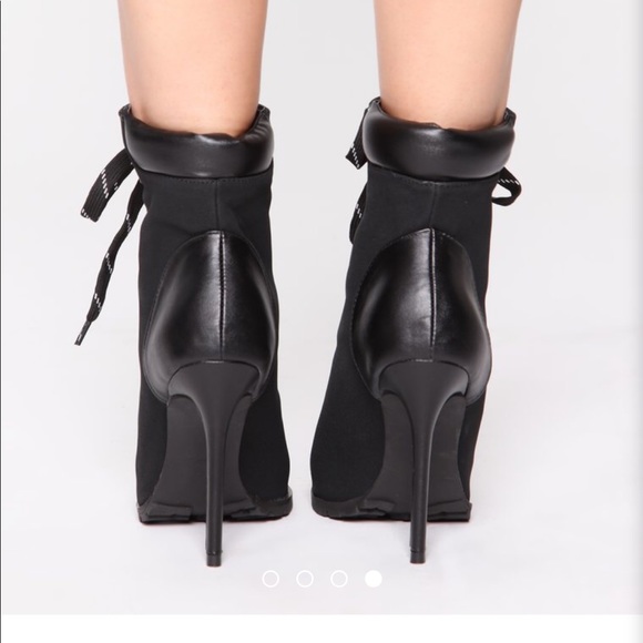 Boots - Picture 3 of 3